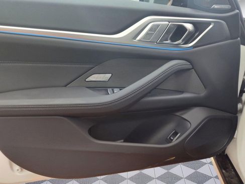 Used 2025 BMW i4 eDrive40 w/ M Sport Package image 18
