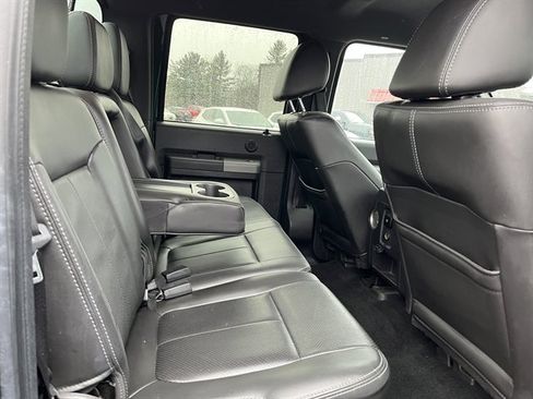 Used 2011 Ford F250 Lariat w/ Lariat Interior Pkg image 32