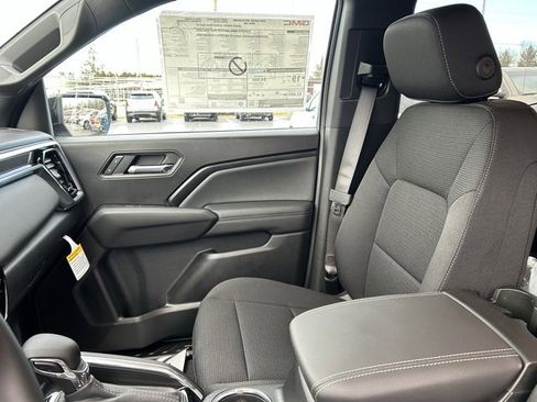 New 2026 GMC Canyon Elevation w/ Convenience Package image 25