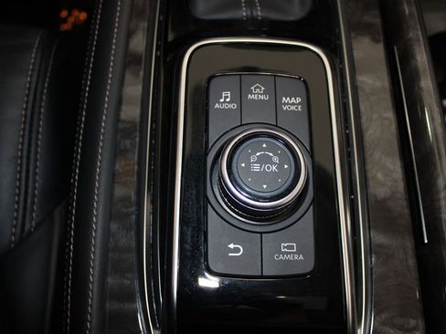 Used 2024 Nissan Armada Platinum w/ Captain's Chairs Package image 48