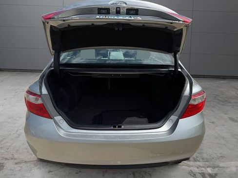 Certified 2017 Toyota Camry XSE FWD image 19