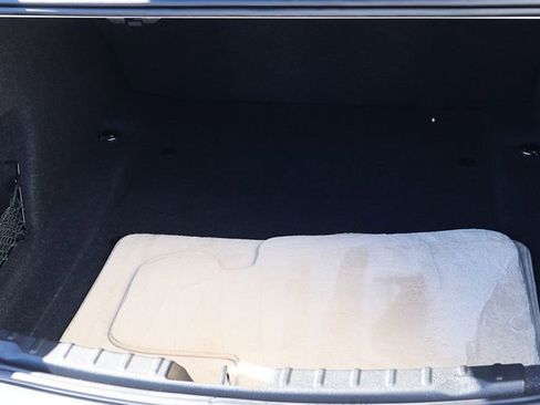 Used 2017 BMW 320i Sedan image 24