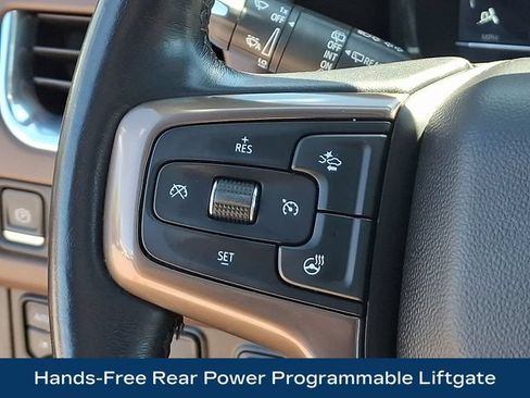 Used 2022 Chevrolet Suburban High Country w/ Max Trailering Package AWD/4WD image 7