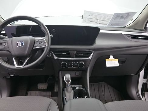 Used 2024 Buick Encore GX Preferred AWD/4WD image 23