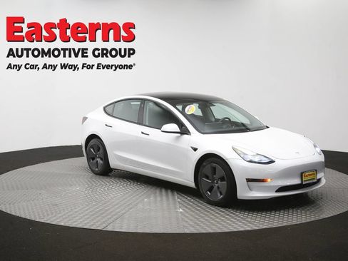 Used 2023 Tesla Model 3 Standard Range RWD image 45
