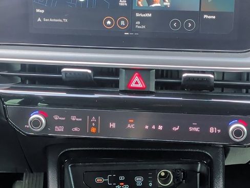 Used 2025 Kia K5 GT-Line w/ GT-Line Premium Package image 4