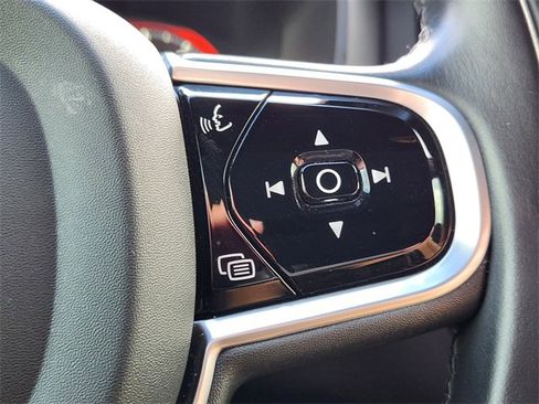 Used 2021 Volvo XC60 T5 Inscription w/ Advanced Package image 31