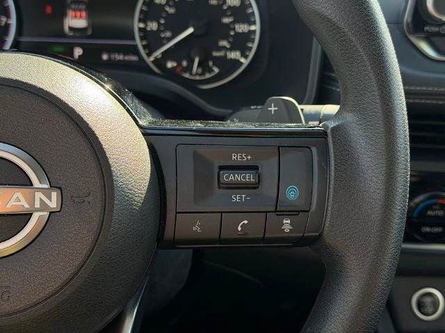 Certified 2023 Nissan Rogue SV FWD image 25