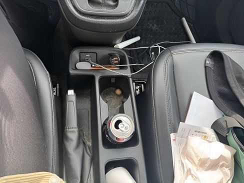 Used 2022 Ford Transit Connect XL image 16