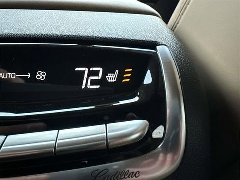 Used 2025 Cadillac XT6 Sport w/ Platinum Package image 38