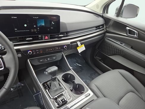 New 2026 Kia Carnival SX Prestige image 23
