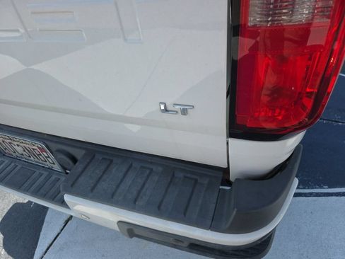 Used 2021 Chevrolet Colorado LT w/ Fleet Safety Package RWD image 7