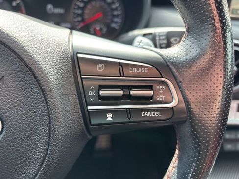 Used 2020 Kia Stinger GT1 image 9