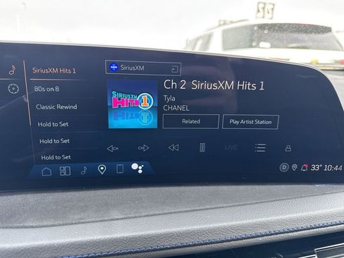 Used 2024 Cadillac XT4 Sport FWD image 8