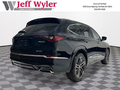 New 2026 Acura MDX SH-AWD w/ Advance Package image 3