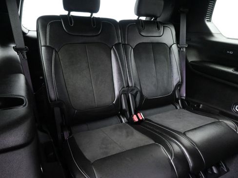 Used 2024 Jeep Grand Cherokee L Altitude image 17