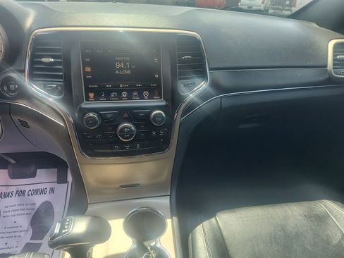 Used 2014 Jeep Grand Cherokee Limited image 20