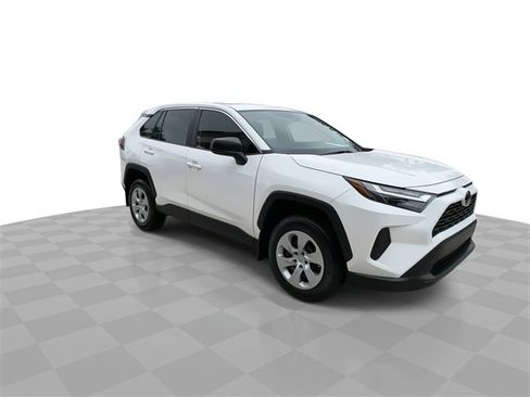 Used 2024 Toyota RAV4 LE image 2