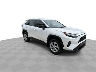 Used 2024 Toyota RAV4 LE video 2