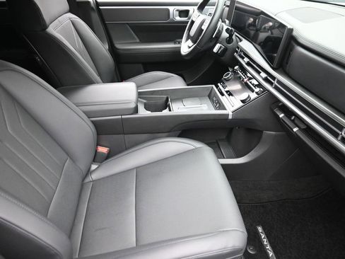 Used 2025 Hyundai Santa Fe SEL image 7