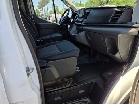 Used 2025 Ford Transit 250 Low Roof w/ Exterior Upgrade Package RWD image 19