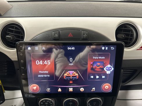 Used 2013 MAZDA MX-5 Miata Club image 14