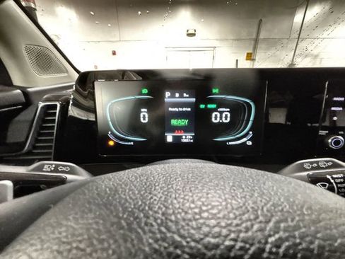 Certified 2023 Kia Sportage LX image 12