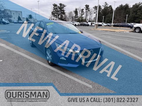 Used 2022 Nissan Altima 2.5 S image 2