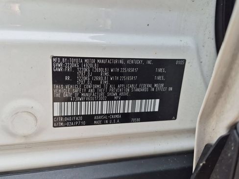 Used 2025 Toyota RAV4 XLE AWD/4WD image 35