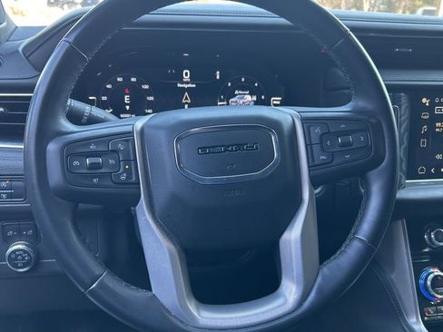 Used 2023 GMC Yukon Denali image 10