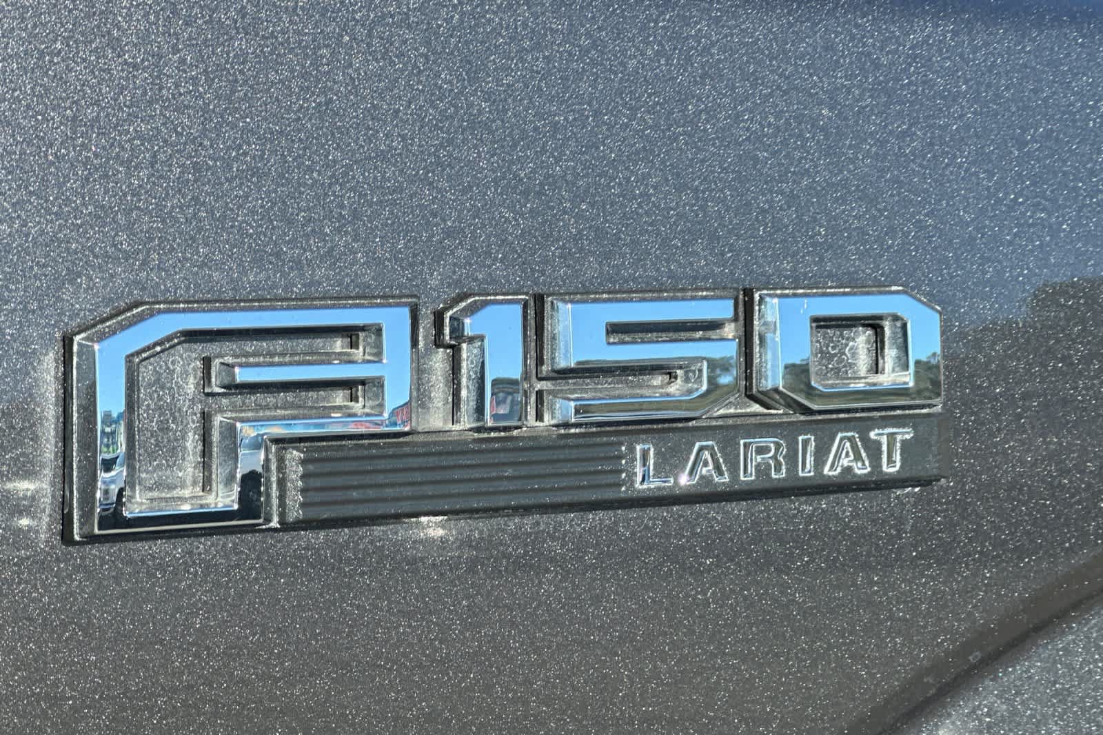 Used 2015 Ford F150 Lariat w/ Equipment Group 502A Luxury AWD/4WD image 33