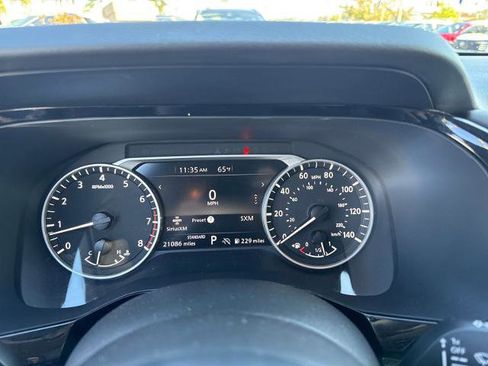 Certified 2024 Nissan Pathfinder SV image 16