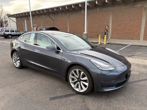 Used 2018 Tesla Model 3 Long Range image 7