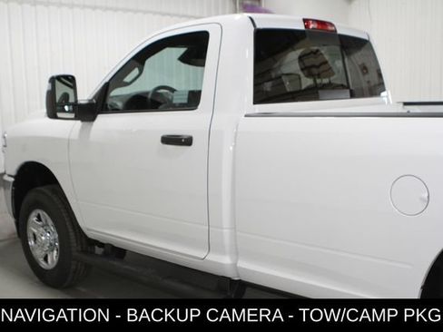 New 2026 RAM 2500 Tradesman AWD/4WD image 27