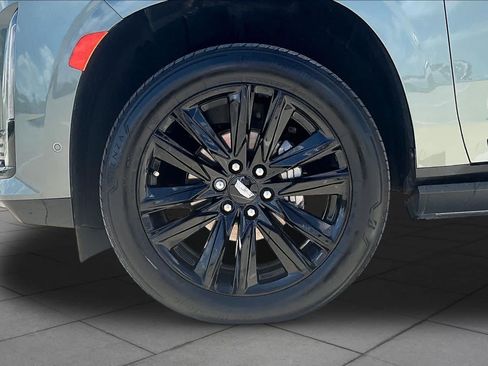 Used 2024 Cadillac Escalade Sport w/ Touring Package AWD/4WD image 10