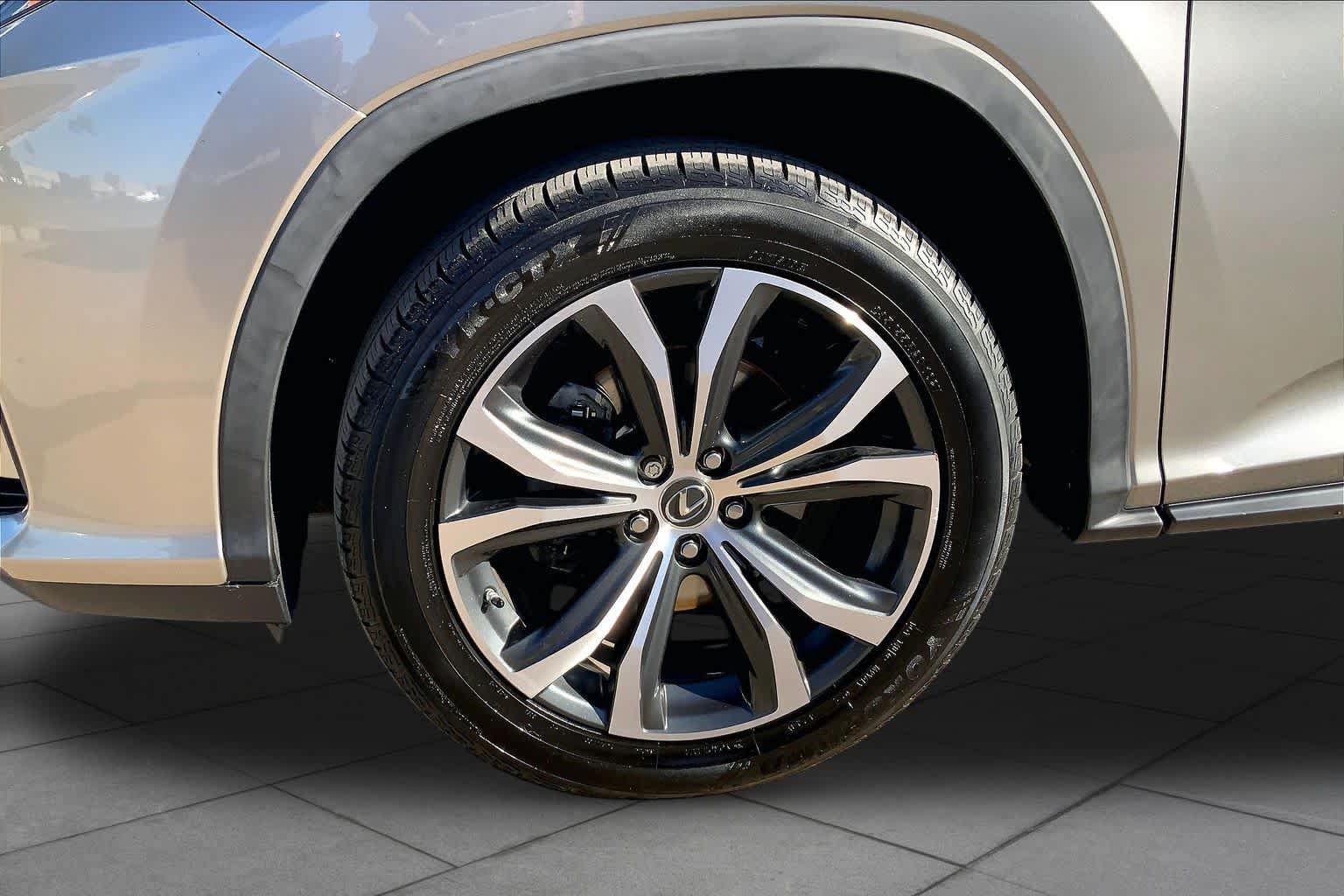 Used 2018 Lexus RX 350 AWD w/ Premium Package image 11