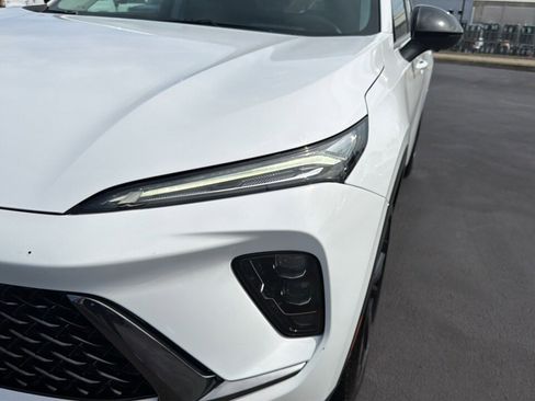 Used 2025 Buick Envision Sport Touring image 10