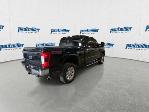 Certified 2018 Ford F250 Lariat w/ Lariat Ultimate Package AWD/4WD image 11