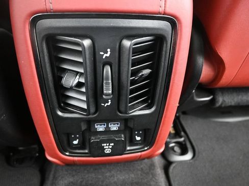 Used 2018 Jeep Grand Cherokee Trackhawk AWD/4WD image 20