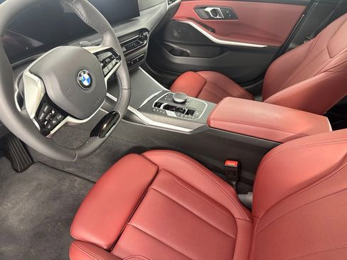 Certified 2025 BMW 330i xDrive Sedan w/ Premium Package AWD/4WD image 20