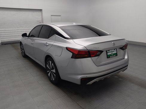 Used 2019 Nissan Altima 2.5 SV FWD image 5