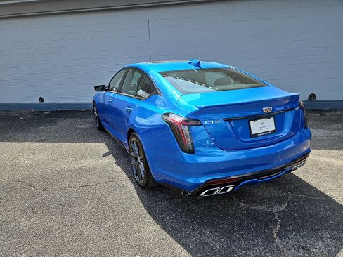 New 2026 Cadillac CT5 V image 3