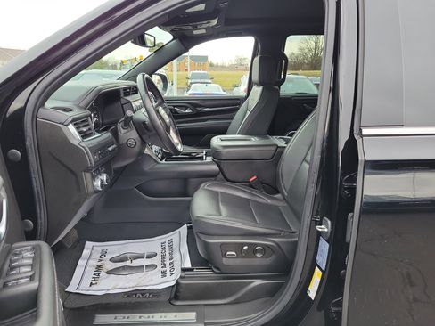 Used 2021 GMC Yukon Denali image 15