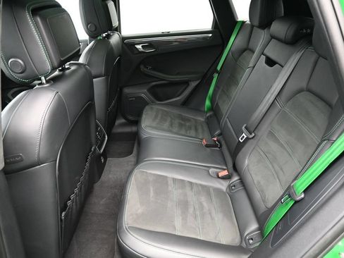 Certified 2023 Porsche Macan GTS AWD/4WD image 7