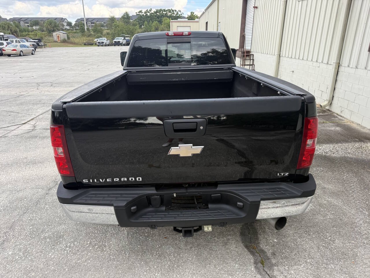 Used 2008 Chevrolet Silverado 3500 LTZ AWD/4WD image 9