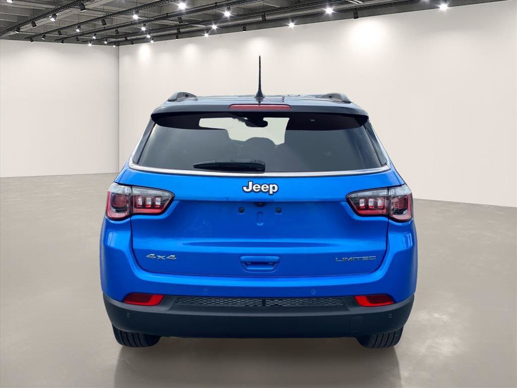 Used 2025 Jeep Compass Limited AWD/4WD image 6