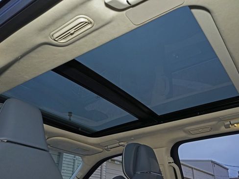 Used 2024 Lincoln Navigator Black Label image 20