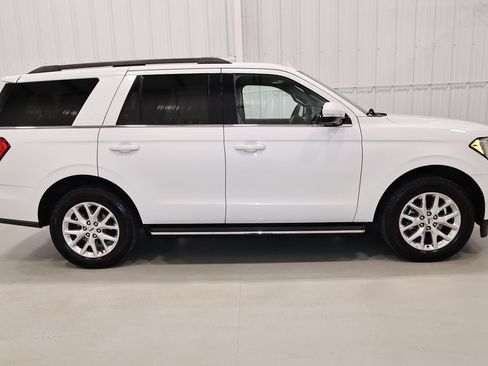 Certified 2021 Ford Expedition XLT AWD/4WD image 2