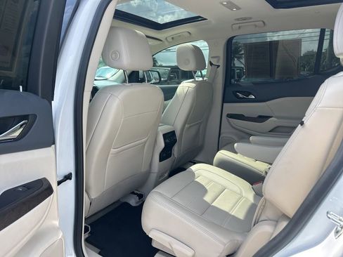 Used 2023 GMC Acadia Denali w/ Denali Ultimate Package image 33