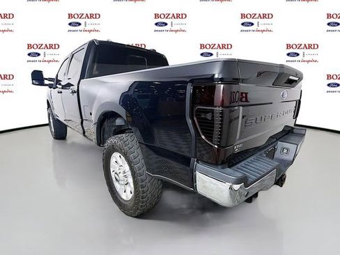 Used 2021 Ford F250 Lariat w/ Lariat Ultimate Package AWD/4WD image 6